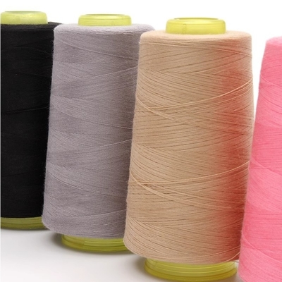 402 Fios de costura de poliéster espumados Opção multicolor Fios de poliéster para roupas de pano