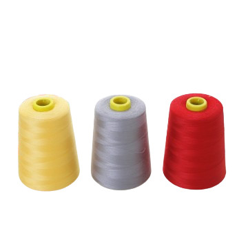 Fios de costura 40/2 5000yds Fábrica por grosso 100% poliéster revestido com tinta matéria-prima para costura