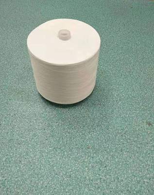 60/2 de fio girado do branco poliéster 100% cru brilhante no cone de papel