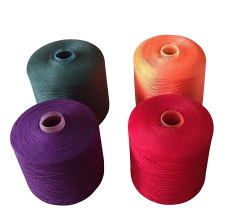 Fábrica 40s/2 302 402 100% Poliéster de fio espumado Tubo tinto branco bruto para fio de costura